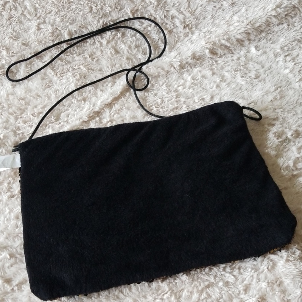 Small Laptop/Tablet Case - Picture 2 of 4